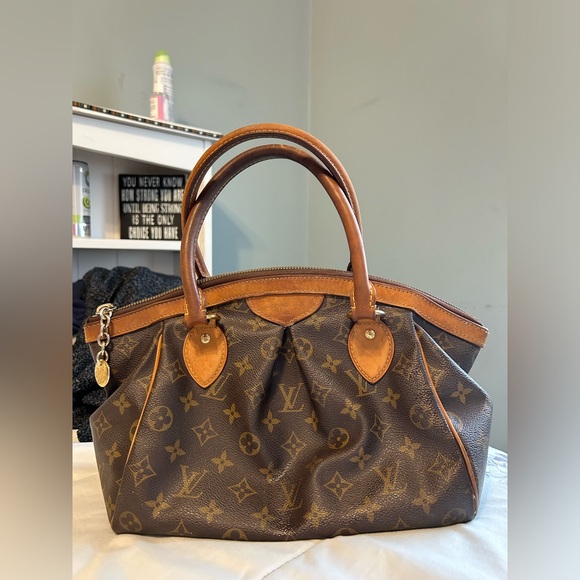 Louis Vuitton Monogram Brown Handbag - Picture 2 of 15